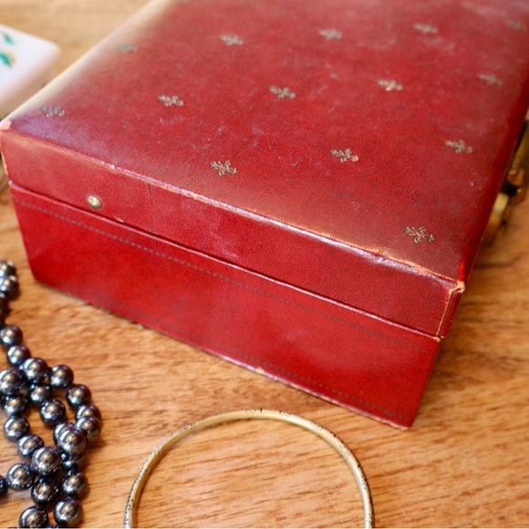 Vintage Mid Century Jewelry Box - Picture 9 of 10